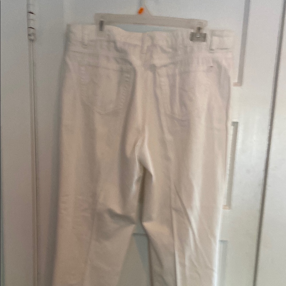 Bandilino Maddie White Pants - Picture 9 of 16